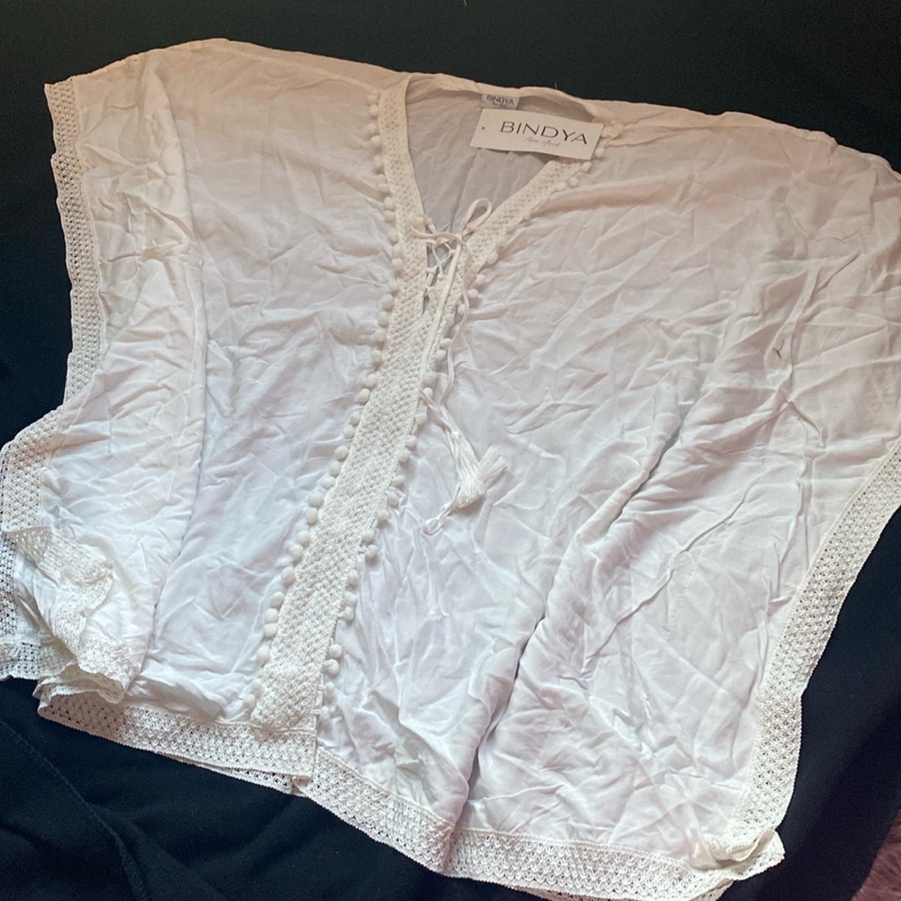 Bindya New York White Cover Up OS NWT
